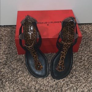 Donald Pliner sandals